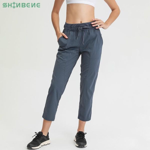 shinbene stripe mid waist drawstring sport gym joggers women loose fit fitness workout joggers with pocket leisure sweatpants, White;red
shinbene stripe mid waist drawstring sport gym joggers women loose fit fitness workout joggers with pocket leisure sweatpants, White;red