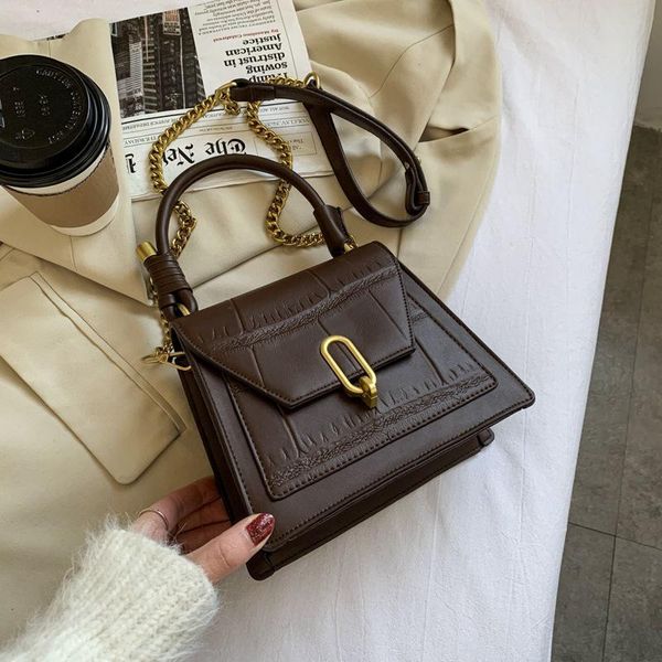 cross body crocodile-print chain sloping small square bag 2021 retro net red tidal 
cross body crocodile-print chain sloping small square bag 2021 retro net red tidal