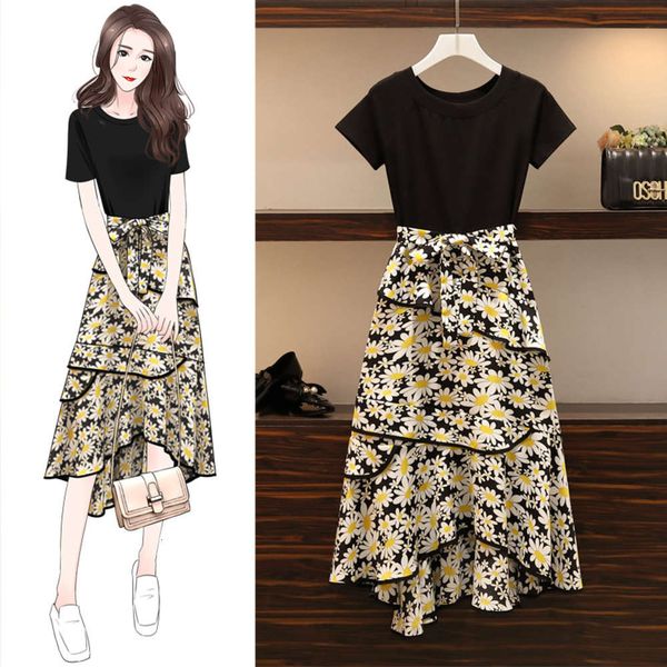 2020 plus size women's new summer dress covering belly and showing thin skirt, Black;gray
2020 plus size women's new summer dress covering belly and showing thin skirt, Black;gray
