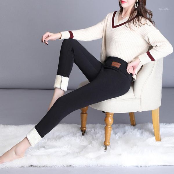 women's pants & capris 2021 autumn winter women lamb wool soild color fashion trousers loose high waist female casual thin elastic pant, Black;white
women's pants & capris 2021 autumn winter women lamb wool soild color fashion trousers loose high waist female casual thin elastic pant, Black;white