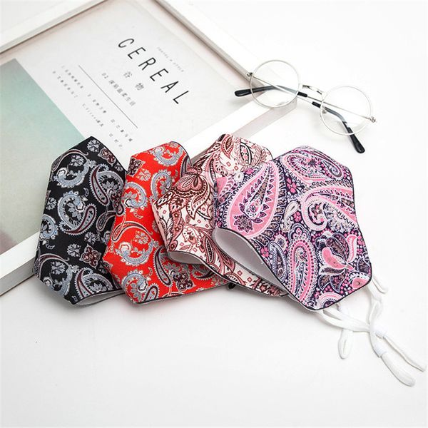 and women's universal adjustable face ear buckle men's reusable sunscreen fashion washable mask
and women's universal adjustable face ear buckle men's reusable sunscreen fashion washable mask