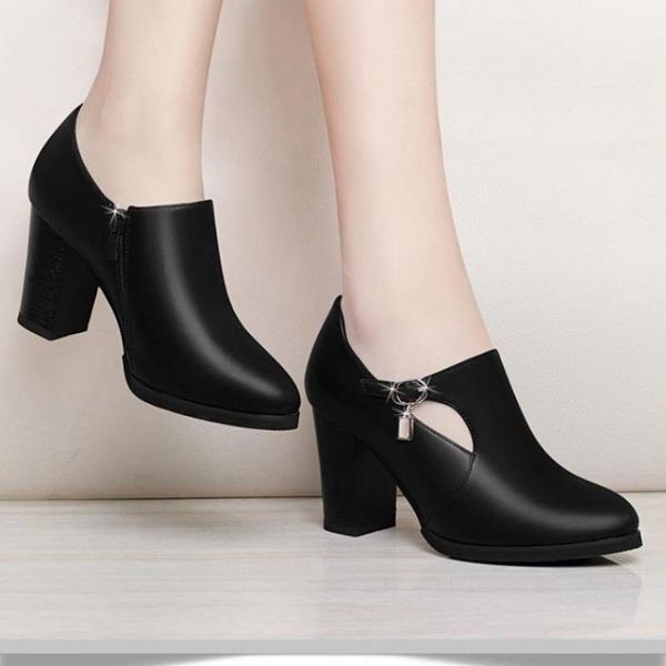 2021 new korean version of the wild deep mouth round head with fashion high heels women, Black
2021 new korean version of the wild deep mouth round head with fashion high heels women, Black