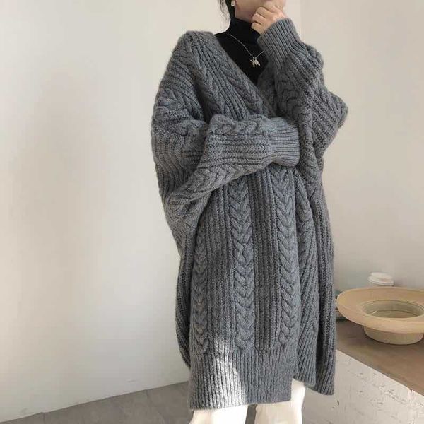 new women korean casual long sweater cardigan soft comfortable solid size loose long sleeve female bat sleeve knitted h1211, White;black
new women korean casual long sweater cardigan soft comfortable solid size loose long sleeve female bat sleeve knitted h1211, White;black