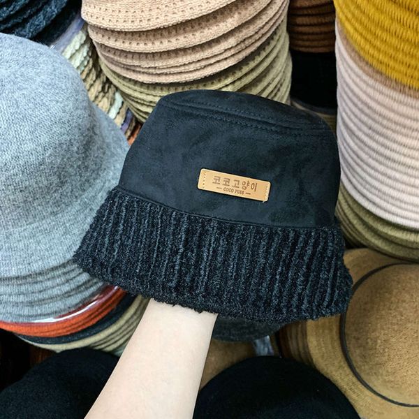 korean autumn and new embroidered fisherman's hat elegant female temperament, versatile winter leisure trend, Blue;gray
korean autumn and new embroidered fisherman's hat elegant female temperament, versatile winter leisure trend, Blue;gray