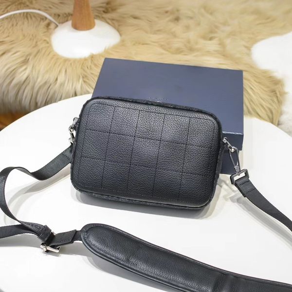 women men bags shoulder bag postman message bag with flower letter letter camera bags new fashion handbags purse crossbody bags
women men bags shoulder bag postman message bag with flower letter letter camera bags new fashion handbags purse crossbody bags