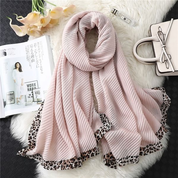 2020 new design brand women scarf fashion animal print cotton warm scarves women winter shawls wraps foulard bandana female t200407, Blue;gray
2020 new design brand women scarf fashion animal print cotton warm scarves women winter shawls wraps foulard bandana female t200407, Blue;gray