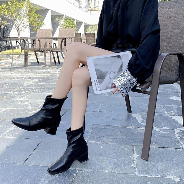 boots girl semi-high heeled british-style square head explicit thin elegant sos chunky lady shoes -401, Black
boots girl semi-high heeled british-style square head explicit thin elegant sos chunky lady shoes -401, Black