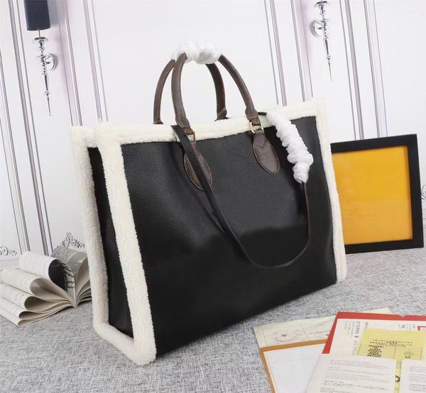 new fashion wool shopping bag genuineleather shoulder bags crossbody portable leisure totes messenger bag shell bag high-capacity handbag
new fashion wool shopping bag genuineleather shoulder bags crossbody portable leisure totes messenger bag shell bag high-capacity handbag