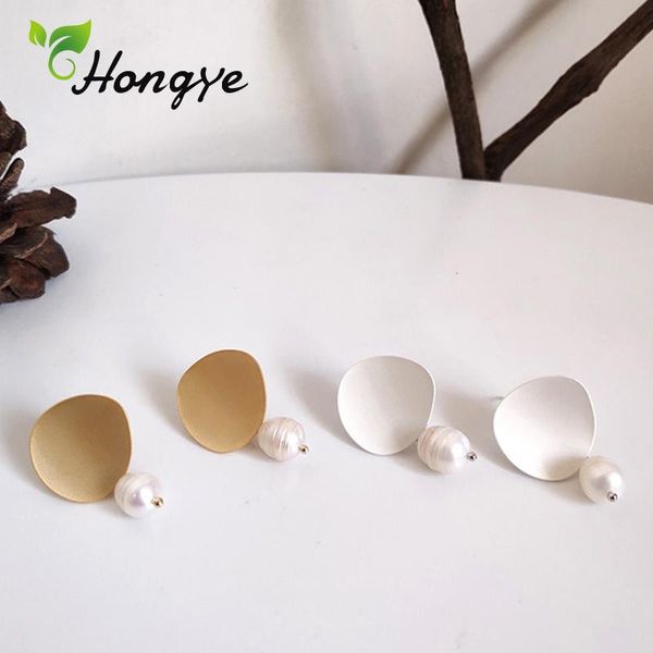 hongye wonderful freshwater pearl earrings matted silver/gold color party dangler earring for girls vintage brincos
hongye wonderful freshwater pearl earrings matted silver/gold color party dangler earring for girls vintage brincos