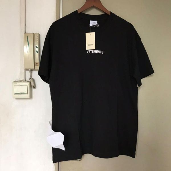 2021ss vetements футболки мужчины женщины 1: 1 высокое качество наклейки дрешительства t шир повседневная хлопок черный белый негабаритной ф, White;black
2021ss vetements футболки мужчины женщины 1: 1 высокое качество наклейки дрешительства t шир повседневная хлопок черный белый негабаритной ф, White;black