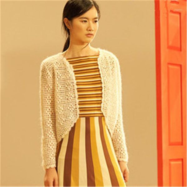 100% hand made wool knit women casual oneck solid hollow out thin h-straight short cardigan sweater one&over size1, White
100% hand made wool knit women casual oneck solid hollow out thin h-straight short cardigan sweater one&over size1, White