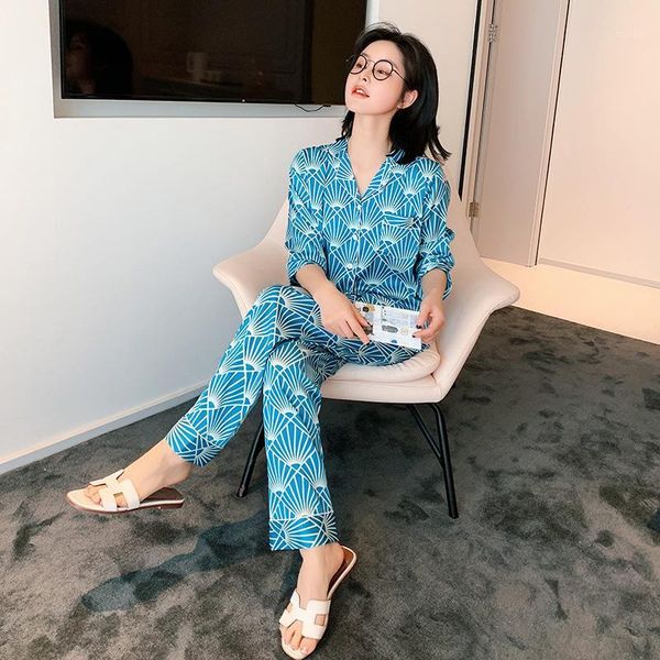2 piece spring women silk satin pajamas set long sleeve sleepwear pijamas suit female homewear pants pyjamas1, Black;red
2 piece spring women silk satin pajamas set long sleeve sleepwear pijamas suit female homewear pants pyjamas1, Black;red