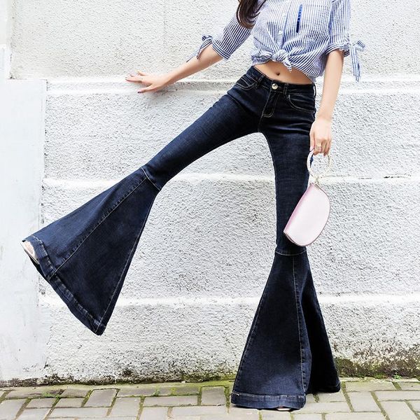 2020 spring fall women fashion vintage mid waist solid flare jeans wide leg big bell bottom long slim denim trousers y6781, Blue
2020 spring fall women fashion vintage mid waist solid flare jeans wide leg big bell bottom long slim denim trousers y6781, Blue
