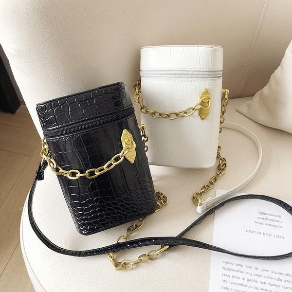 pu fashion women bags 2020 summer new crocodile pattern handbag shoulder messenger chain lock small square bag wholesale
pu fashion women bags 2020 summer new crocodile pattern handbag shoulder messenger chain lock small square bag wholesale