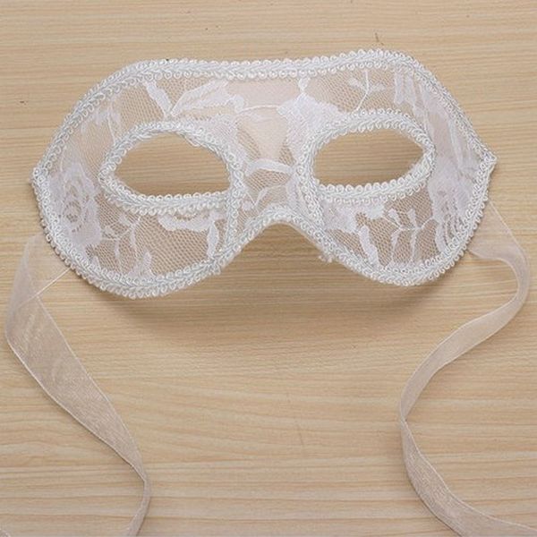 2021 latestblack red white women lace eye mask party for halloween venetian masquerade masks new
2021 latestblack red white women lace eye mask party for halloween venetian masquerade masks new