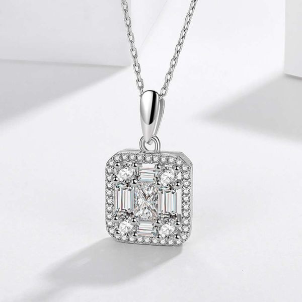 luxurys designers fashion dz099 new square splicing innovative visual pendant inlaid simulation women's pendant accessories, Silver
luxurys designers fashion dz099 new square splicing innovative visual pendant inlaid simulation women's pendant accessories, Silver