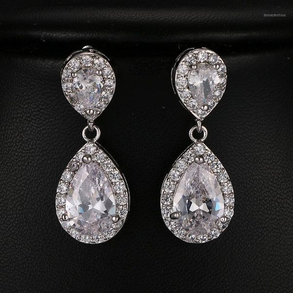 new 2020 fashion water drop zircon earring classic korean style lady stud earrings jewelry for female friend party gift1, Golden;silver
new 2020 fashion water drop zircon earring classic korean style lady stud earrings jewelry for female friend party gift1, Golden;silver