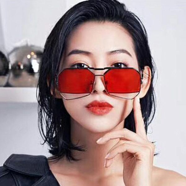 mincl/ fashion flip sunglasses women 2020 trend two-color glasses vintage big frame sunglasses uv400 fml1, White;black
mincl/ fashion flip sunglasses women 2020 trend two-color glasses vintage big frame sunglasses uv400 fml1, White;black