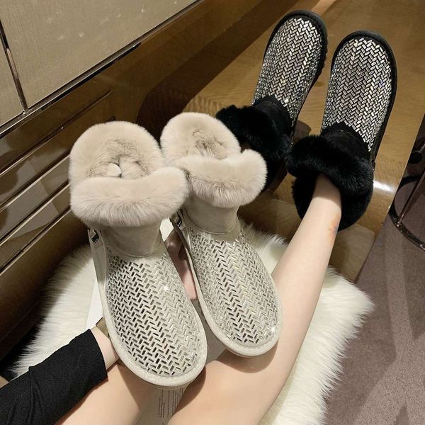 a real rabbit hair snow women 2020 winter new cotton women's korean rhinestone plush warm boots fashion, White;red
a real rabbit hair snow women 2020 winter new cotton women's korean rhinestone plush warm boots fashion, White;red