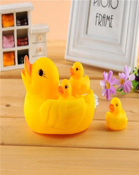 4шт детских игрушек воды floating дети вода игрушка желтый rubber duck душка ванна младенец игрушка для детей сожмите sound писклявого pool
4шт детских игрушек воды floating дети вода игрушка желтый rubber duck душка ванна младенец игрушка для детей сожмите sound писклявого pool