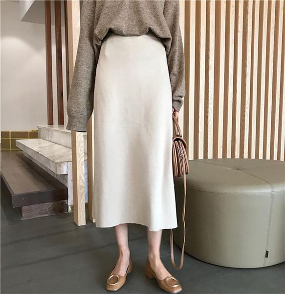 2021 good quality slim hips knitted skirts for female solid color ankle length office lady elastic waist pencil skirts nice, Black
2021 good quality slim hips knitted skirts for female solid color ankle length office lady elastic waist pencil skirts nice, Black