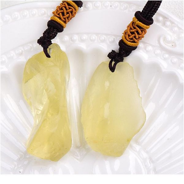 100% natural aquamarine original stone pendant natural quartz stone raw crystal quartz fashion for men women jewelry qylisc, Black
100% natural aquamarine original stone pendant natural quartz stone raw crystal quartz fashion for men women jewelry qylisc, Black