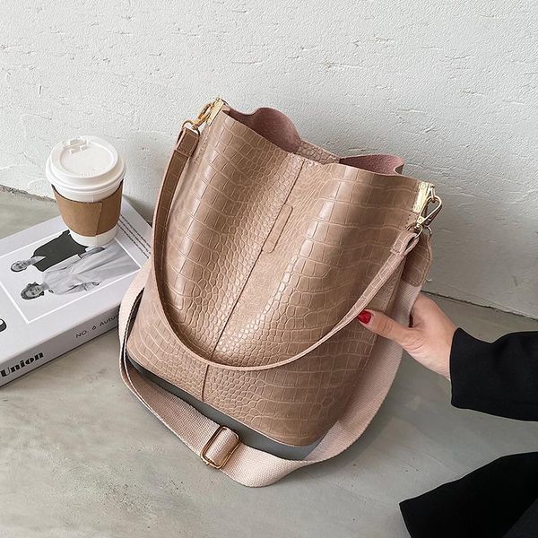 women stone pattern small pu leather crossbody bags 2020 new shoulder handbags female travel cross body hand bag
women stone pattern small pu leather crossbody bags 2020 new shoulder handbags female travel cross body hand bag