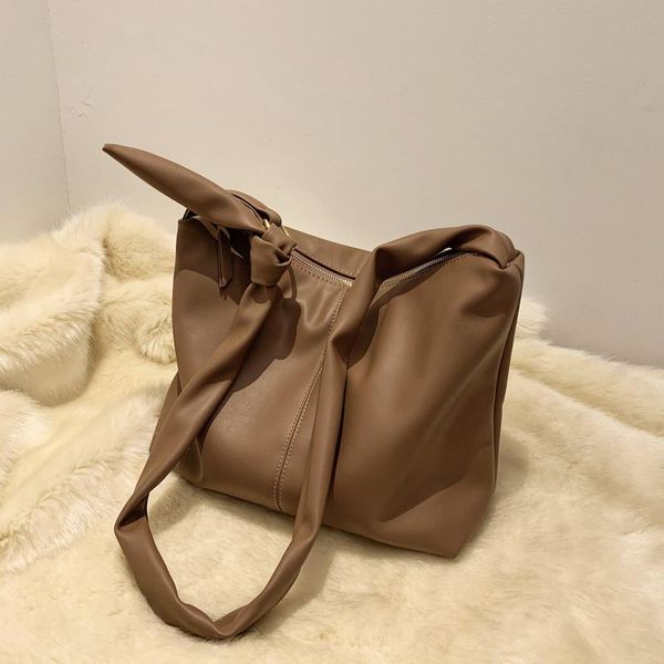 pu leather women's shoulder bag fashion solid crossbody bags for women 2021 messenger bags female handbag and purse
pu leather women's shoulder bag fashion solid crossbody bags for women 2021 messenger bags female handbag and purse