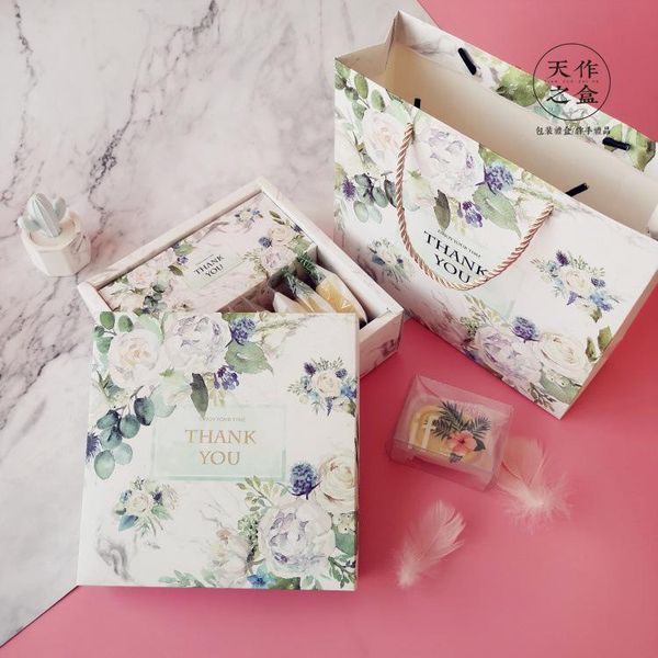 gift wrap portable box packaging paper bags with handle wedding decoration baby shower party set event supplies 10pcs/pack
gift wrap portable box packaging paper bags with handle wedding decoration baby shower party set event supplies 10pcs/pack