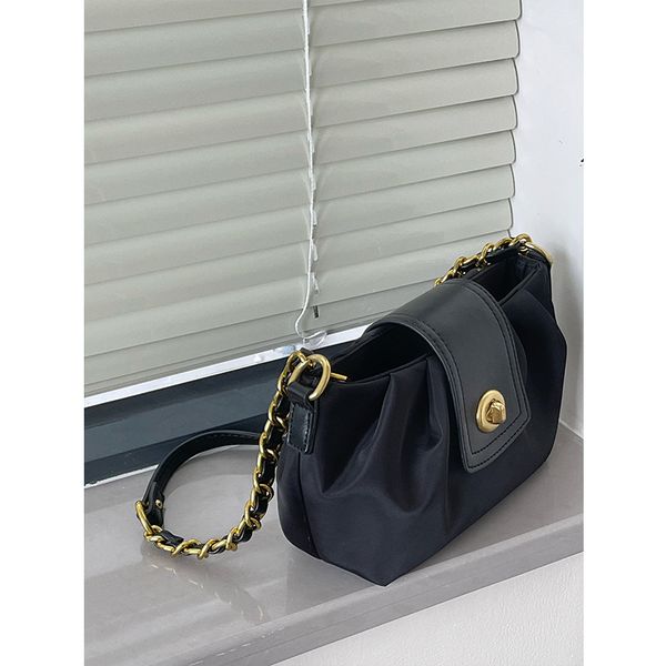 hbp shoulder bag purse baguette messenger bag handbag woman bags new designer bag texture fashion chain folds charm
hbp shoulder bag purse baguette messenger bag handbag woman bags new designer bag texture fashion chain folds charm