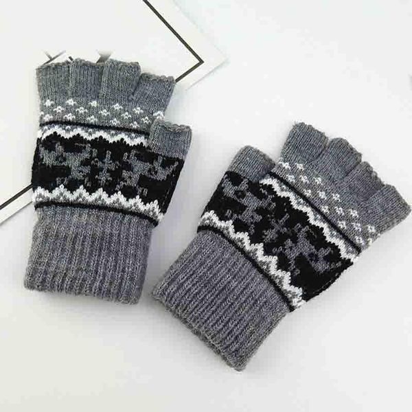 five fingers gloves 1 pair warm semi-finger driving soft knitted half-finger deer pattern fingerless glove outdoor mittens, Blue;gray
five fingers gloves 1 pair warm semi-finger driving soft knitted half-finger deer pattern fingerless glove outdoor mittens, Blue;gray