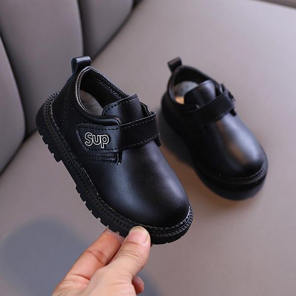 flat shoes children leatherette boy rubber soft bottom leather england style male students black brown color casual kids, Black;grey
flat shoes children leatherette boy rubber soft bottom leather england style male students black brown color casual kids, Black;grey