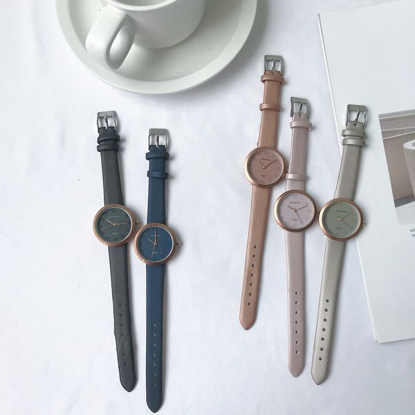women retro watches simple number dial qualities ladies wristwatches fashion casual female quartz watch woman leather clock, Slivery;brown
women retro watches simple number dial qualities ladies wristwatches fashion casual female quartz watch woman leather clock, Slivery;brown