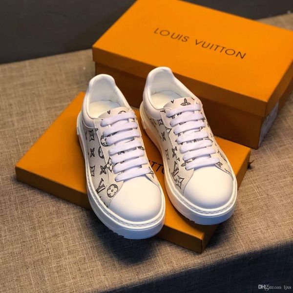 2020 zapatillas de deporte de lujo para hombre white leather surface printed lettering design luxury brands casual shoes#1f, Black
2020 zapatillas de deporte de lujo para hombre white leather surface printed lettering design luxury brands casual shoes#1f, Black