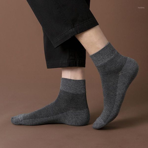 brand men's cotton socks new style black business men socks soft breathable summer winter for male plus size eu 39-451
brand men's cotton socks new style black business men socks soft breathable summer winter for male plus size eu 39-451