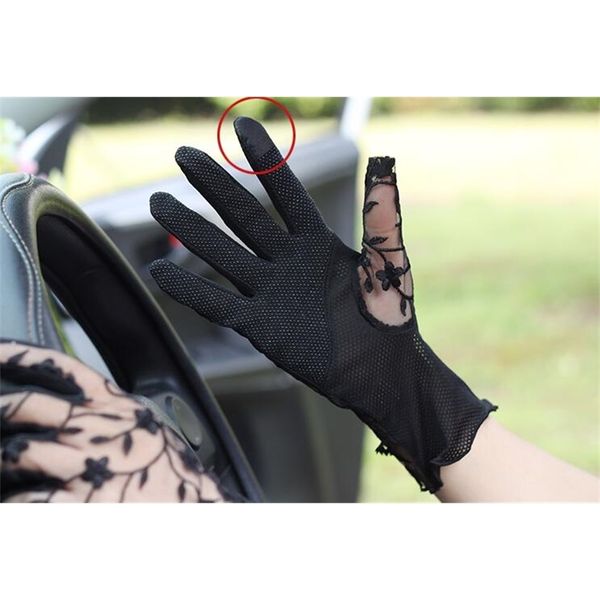 spring summer women' lace sunscreen gloves lady' anti-uv slip-resistant driving gloves transparent lace gloves r1069 201104, Blue;gray
spring summer women' lace sunscreen gloves lady' anti-uv slip-resistant driving gloves transparent lace gloves r1069 201104, Blue;gray
