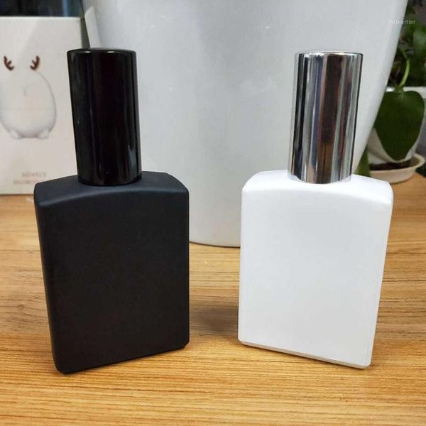 storage bottles & jars 50ml perfume sub-bottle spraying light-proof glass press liquid spray bottle large capacity high-end small sample bot
storage bottles & jars 50ml perfume sub-bottle spraying light-proof glass press liquid spray bottle large capacity high-end small sample bot