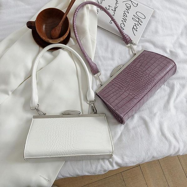 bags for women texture bag 2020 new korean fashion portable bag versatile lock single shoulder messenger
bags for women texture bag 2020 new korean fashion portable bag versatile lock single shoulder messenger