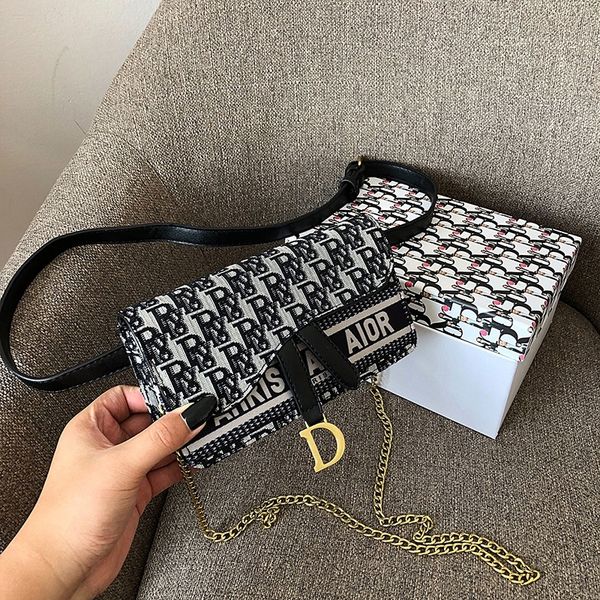 ndkbj 2019 series running saddle fashion classic old bag waist saddle bag new single shoulder crossbody multi-purpose pattern with gift box
ndkbj 2019 series running saddle fashion classic old bag waist saddle bag new single shoulder crossbody multi-purpose pattern with gift box