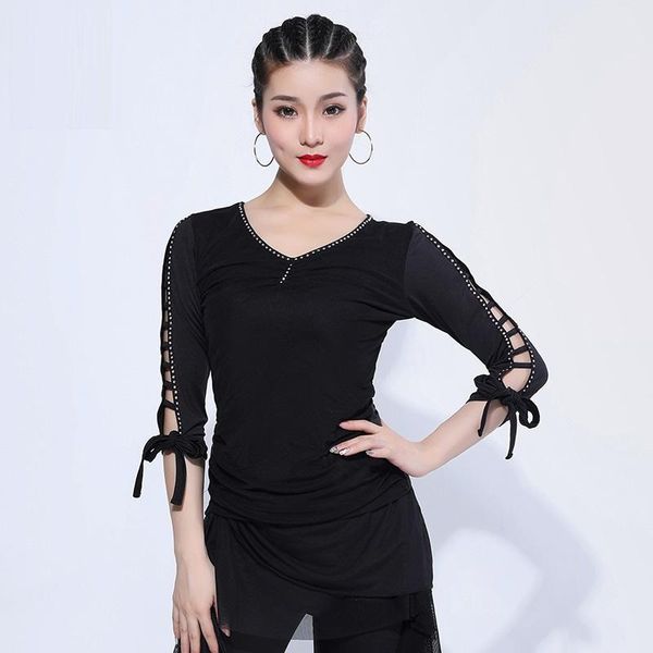 stage wear h2645 latin dance women practice clothing female spring style square professional performance costumes, Black;red
stage wear h2645 latin dance women practice clothing female spring style square professional performance costumes, Black;red