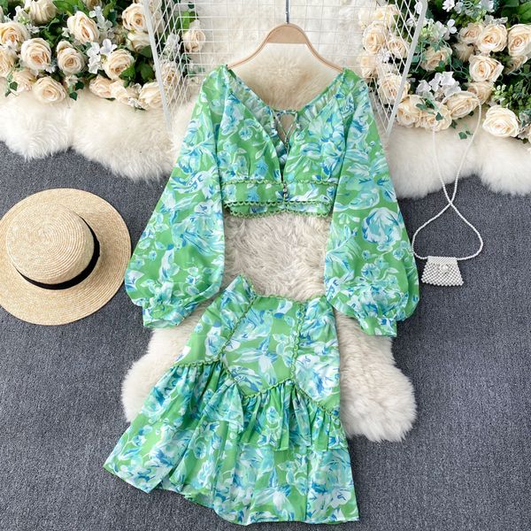 2021 new female autumn bohemian set deep puff + high to line skirt short suit parts co0m, Gray
2021 new female autumn bohemian set deep puff + high to line skirt short suit parts co0m, Gray