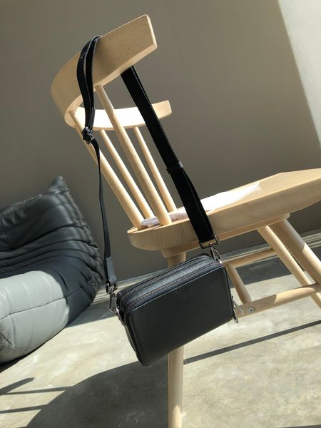 2022 women mujer handbags handle shopping brand nylon shoulder bolsos bobby
2022 women mujer handbags handle shopping brand nylon shoulder bolsos bobby