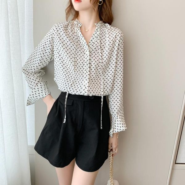 women's blouses & shirts woman good quality feminina vintage blouse fashion clothes 2021 spring autumn chiffon female a6091, White
women's blouses & shirts woman good quality feminina vintage blouse fashion clothes 2021 spring autumn chiffon female a6091, White
