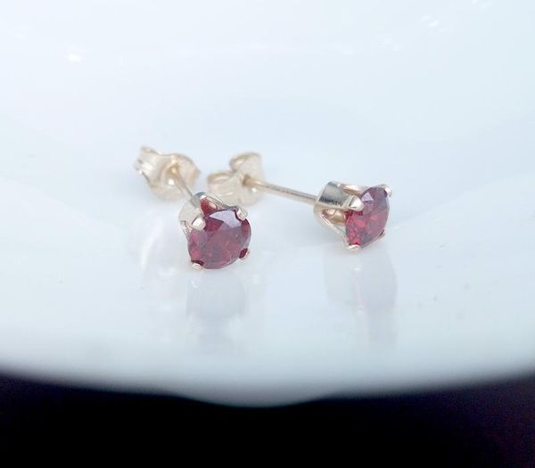 birthstone 12 color rhinestone 6mm cubic zirconia wholesale real 14k gold filled jewelry handmade earrings women studs no11, Golden;silver
birthstone 12 color rhinestone 6mm cubic zirconia wholesale real 14k gold filled jewelry handmade earrings women studs no11, Golden;silver