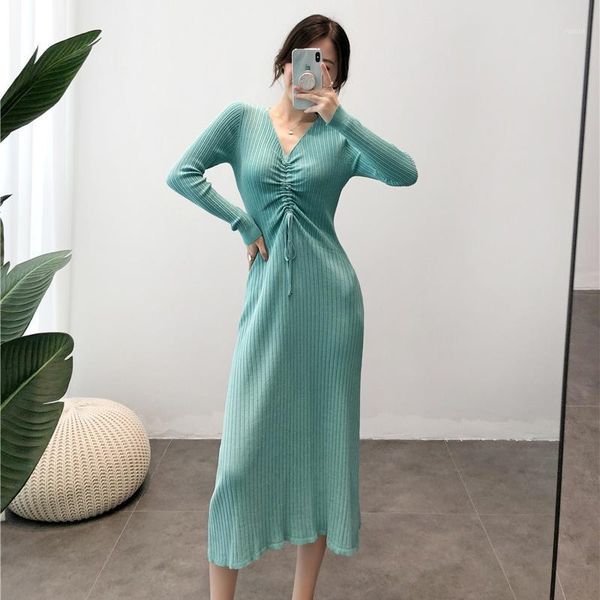 2020 korean dresses female spring autumn long sweater vestidos bottoming knitted female a-line dress v-neck l6091, Black;gray
2020 korean dresses female spring autumn long sweater vestidos bottoming knitted female a-line dress v-neck l6091, Black;gray