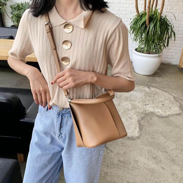 leather bucket bag fashion women shoulder bags mini handbags lady crossbody canvas bag
leather bucket bag fashion women shoulder bags mini handbags lady crossbody canvas bag