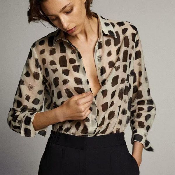 2020 fashion women oversized loose satin chiffon blouses shirts office lady summer boyfriend long sleeve button, White
2020 fashion women oversized loose satin chiffon blouses shirts office lady summer boyfriend long sleeve button, White