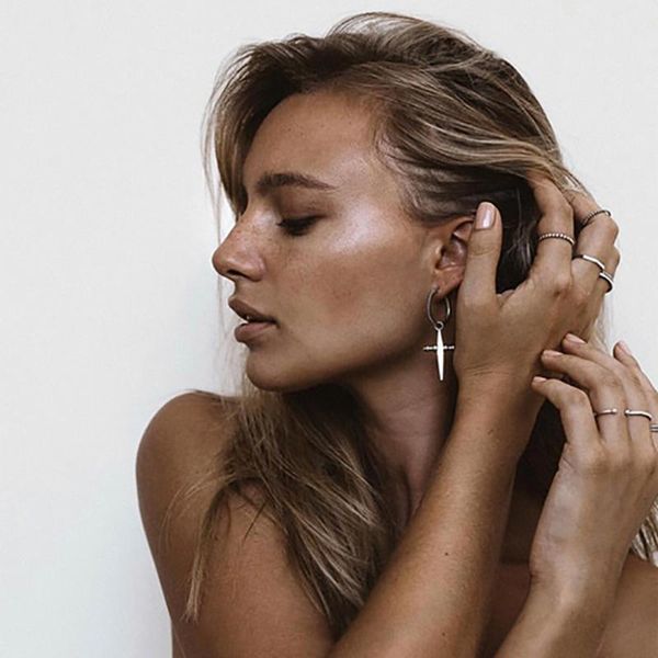 hoop & huggie brand earring vintage cross earrings for women punk jewelry metal circle pendant gold brincos, Golden;silver
hoop & huggie brand earring vintage cross earrings for women punk jewelry metal circle pendant gold brincos, Golden;silver
