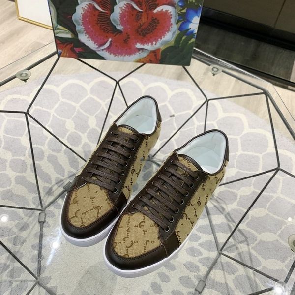 2020designer driving shoes fashion luxurious brands g men women low cut white black genuine leather casual flat shoes sneakers
2020designer driving shoes fashion luxurious brands g men women low cut white black genuine leather casual flat shoes sneakers