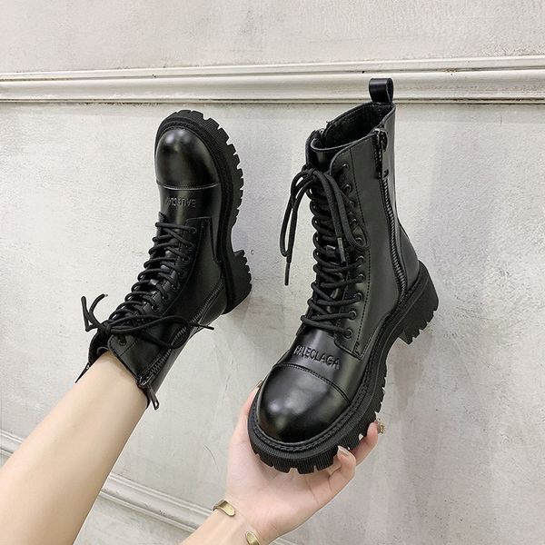 autumn women boots british wind genuine leather motorcycle boot side zipper ladies ankle booties winter warm cowhide woman shoes q1104, Black
autumn women boots british wind genuine leather motorcycle boot side zipper ladies ankle booties winter warm cowhide woman shoes q1104, Black